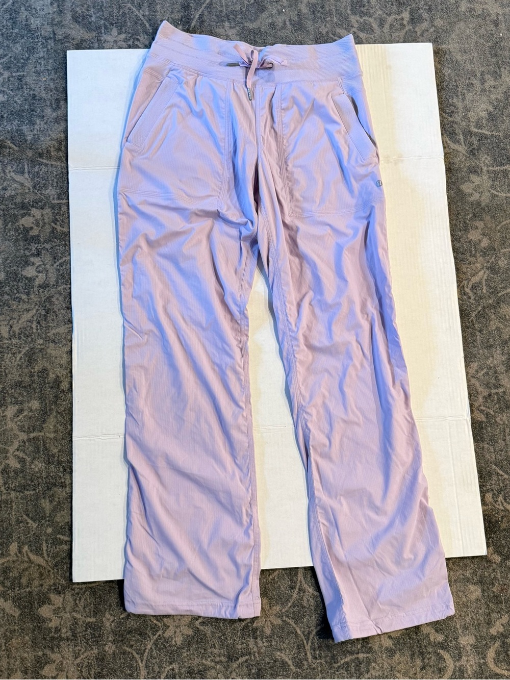 lululemon athletica woman’s Lavender Drawstring Joggers